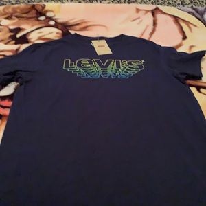 Lévis t-shirt size M